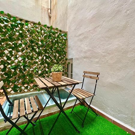 Guadiaro & Old Town With Patio By Ele Apartments Malaga Exterior photo